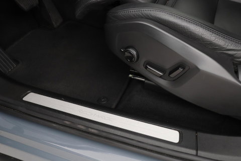 Volvo XC60 T6 Plug-in hybrid Inscription | Trekhaak | Panoramadak | Harman/Kardon | Head-up | Keyless