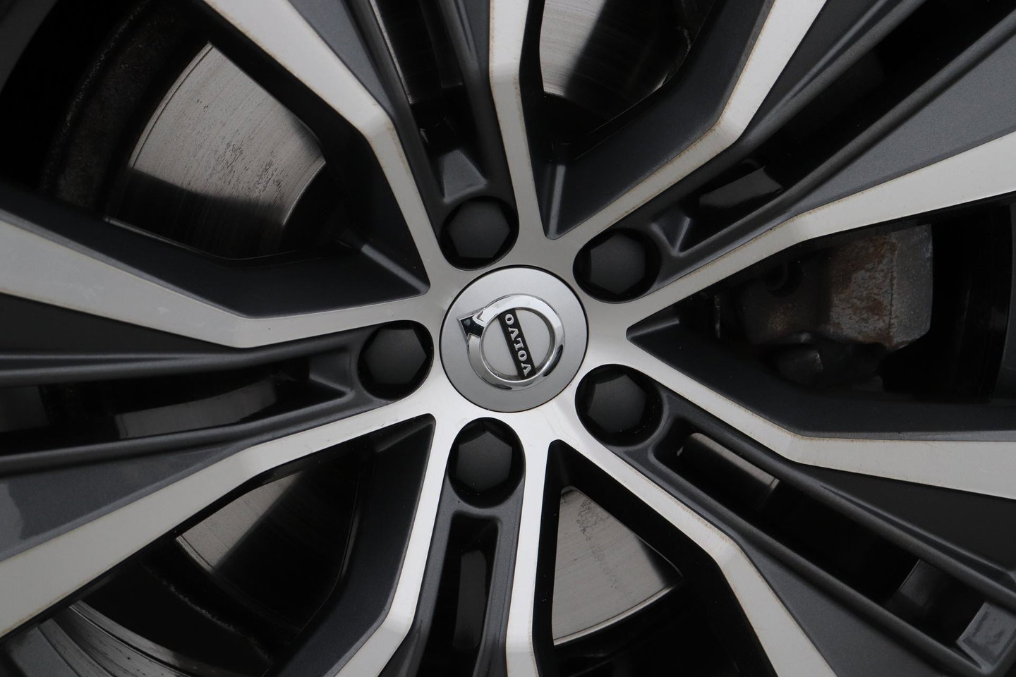 Volvo XC60 T6 Plug-in hybrid Inscription | Trekhaak | Panoramadak | Harman/Kardon | Head-up | Keyless