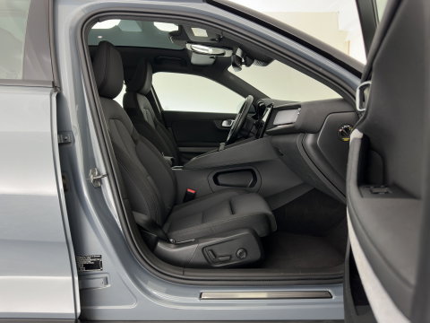 Polestar 2 Long Range Dual Motor 78 kWh [ 3-Fase-11kW] {SOH-88%} (INCL-BTW) Aut. *PANO | FULL-LED | MEMORY-PACK | CAMERA | KEYLESS | LANE-ASSIST | DIGI-COCKPIT | CARPLAY | DAB+ | HEATED-COMFORTSEATS | CRUISE | TOWBAR | 20''ALU*