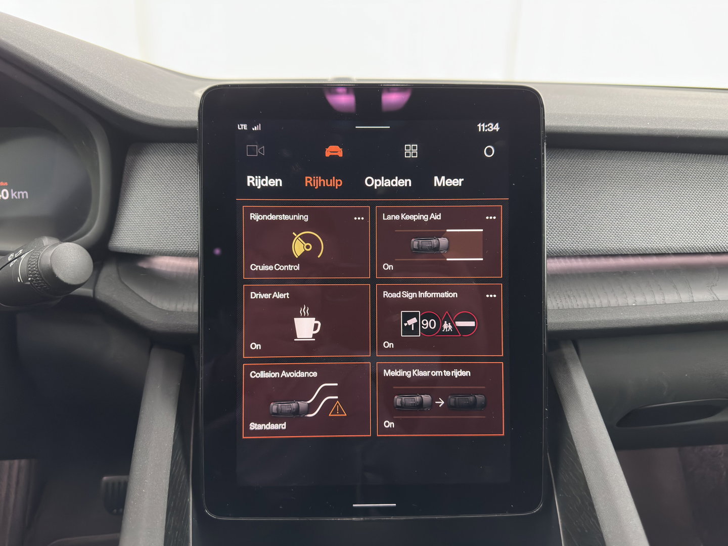 Polestar 2 Long Range Dual Motor 78 kWh [ 3-Fase-11kW] {SOH-88%} (INCL-BTW) Aut. *PANO | FULL-LED | MEMORY-PACK | CAMERA | KEYLESS | LANE-ASSIST | DIGI-COCKPIT | CARPLAY | DAB+ | HEATED-COMFORTSEATS | CRUISE | TOWBAR | 20''ALU*