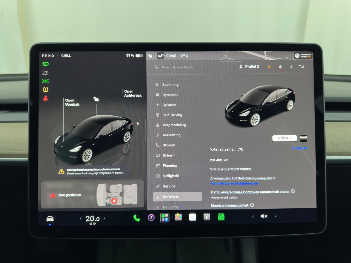 Tesla Model 3 RWD 60 kWh [ 3-Fase-11kW ] {SoH-88%} (INCL-BTW) Aut. *PANO | LEATHER | KEYLESS | FULL-LED | MEMORY-PACK | TOPVIEW | DAB | CARPLAY | DIGI-COCKPIT | LANE-ASSIST | HEATED-COMFORTSEATS | AUTOPILOT | 19"ALU*