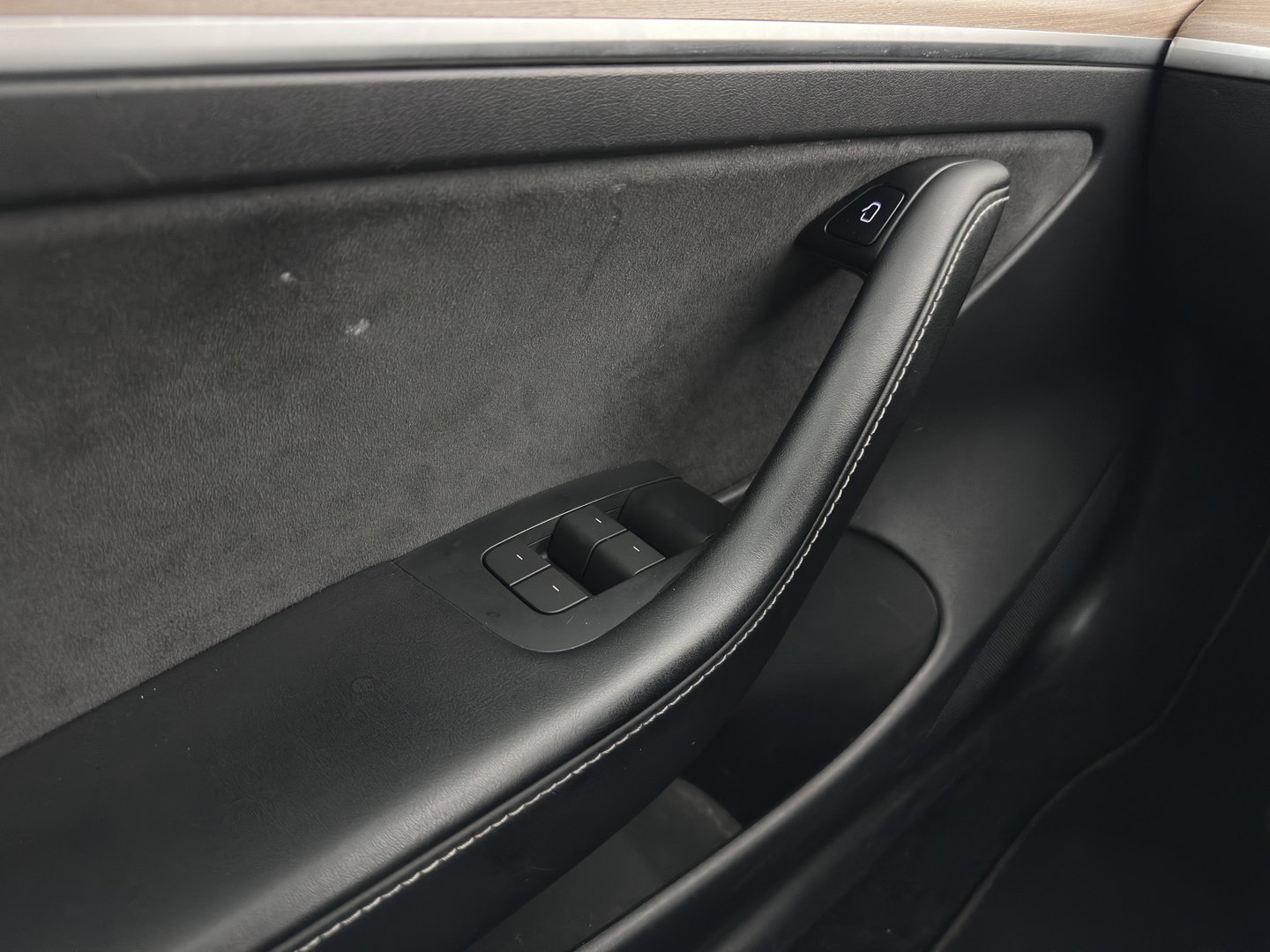 Tesla Model 3 RWD 60 kWh [ 3-Fase-11kW ] {SoH-88%} (INCL-BTW) Aut. *PANO | LEATHER | KEYLESS | FULL-LED | MEMORY-PACK | TOPVIEW | DAB | CARPLAY | DIGI-COCKPIT | LANE-ASSIST | HEATED-COMFORTSEATS | AUTOPILOT | 19"ALU*