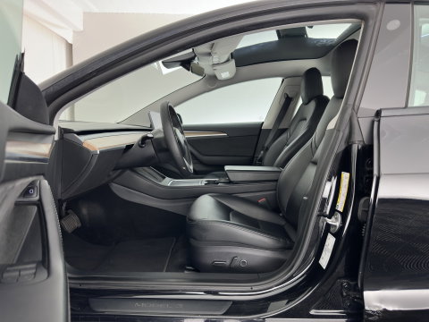 Tesla Model 3 RWD 60 kWh [ 3-Fase-11kW ] {SoH-88%} (INCL-BTW) Aut. *PANO | LEATHER | KEYLESS | FULL-LED | MEMORY-PACK | TOPVIEW | DAB | CARPLAY | DIGI-COCKPIT | LANE-ASSIST | HEATED-COMFORTSEATS | AUTOPILOT | 19"ALU*