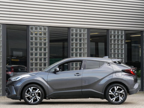 Toyota C-HR 2.0 HYBRID 185PK/ PDC V+A/ BLINDSPOT/ WINTER PAKKET/ ALL-SEASON BANDEN