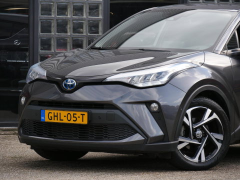 Toyota C-HR 2.0 HYBRID 185PK/ PDC V+A/ BLINDSPOT/ WINTER PAKKET/ ALL-SEASON BANDEN