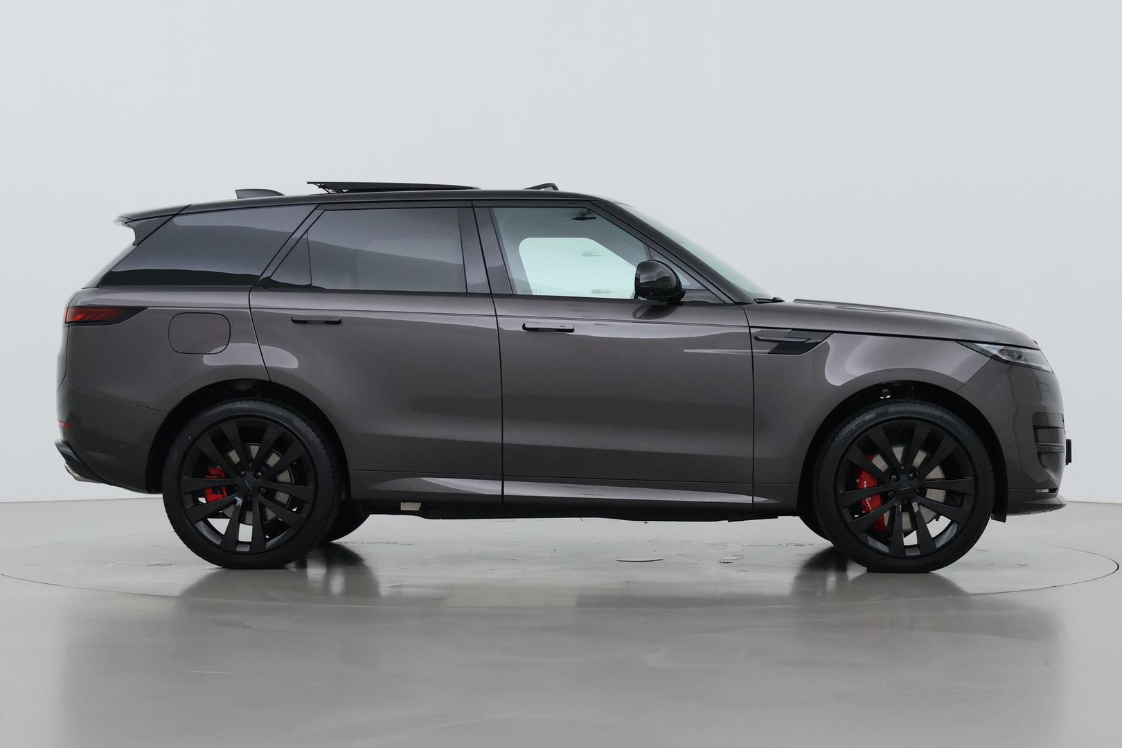 Land Rover Range Rover Sport 3.0 P550e Autobiography PHEV | Performance-voorstoelen | Black Pack | Massage | Meridian Surround | Koelbox | ClearSight | Trekhaak | 23 Inch