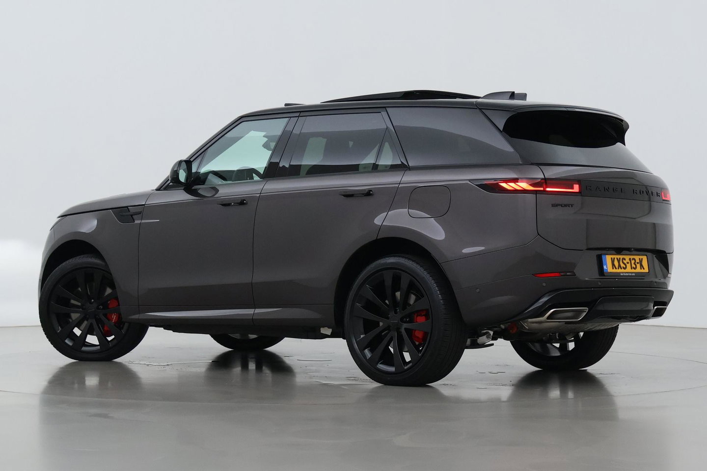 Land Rover Range Rover Sport 3.0 P550e Autobiography PHEV | Performance-voorstoelen | Black Pack | Massage | Meridian Surround | Koelbox | ClearSight | Trekhaak | 23 Inch