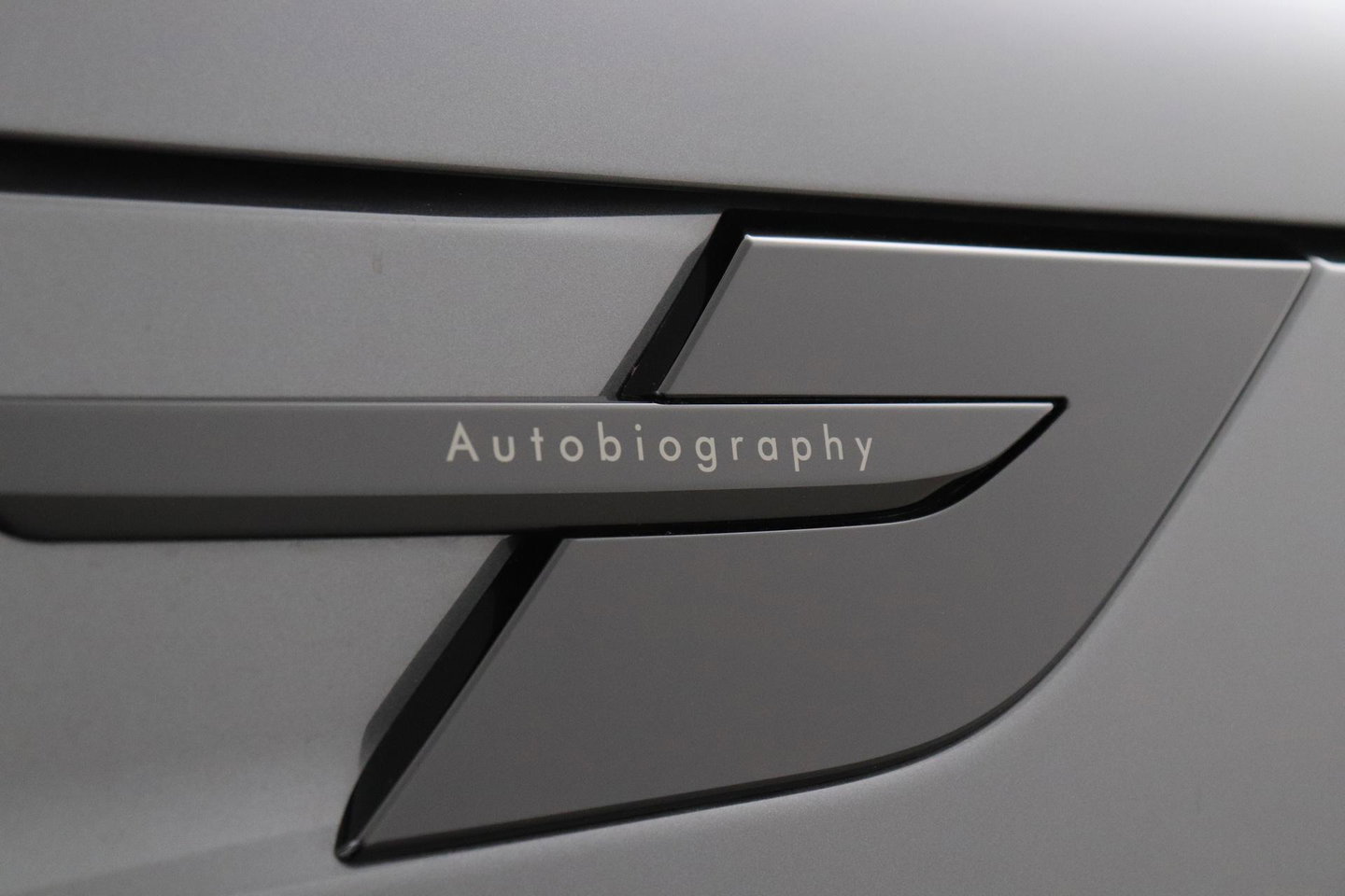 Land Rover Range Rover Sport 3.0 P550e Autobiography PHEV | Performance-voorstoelen | Black Pack | Massage | Meridian Surround | Koelbox | ClearSight | Trekhaak | 23 Inch