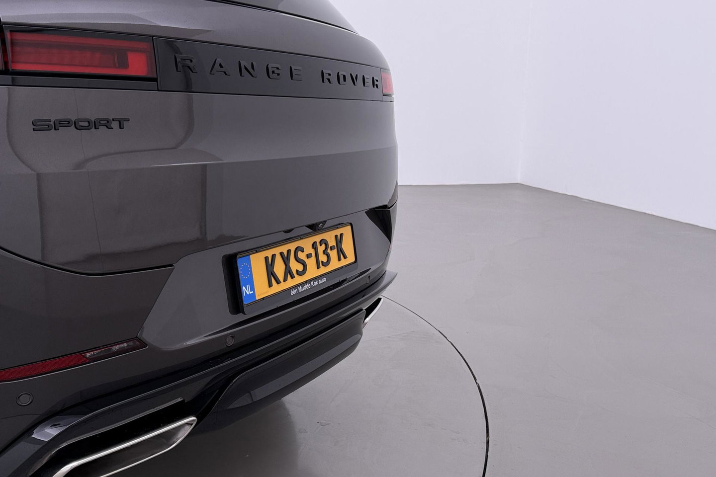 Land Rover Range Rover Sport 3.0 P550e Autobiography PHEV | Performance-voorstoelen | Black Pack | Massage | Meridian Surround | Koelbox | ClearSight | Trekhaak | 23 Inch