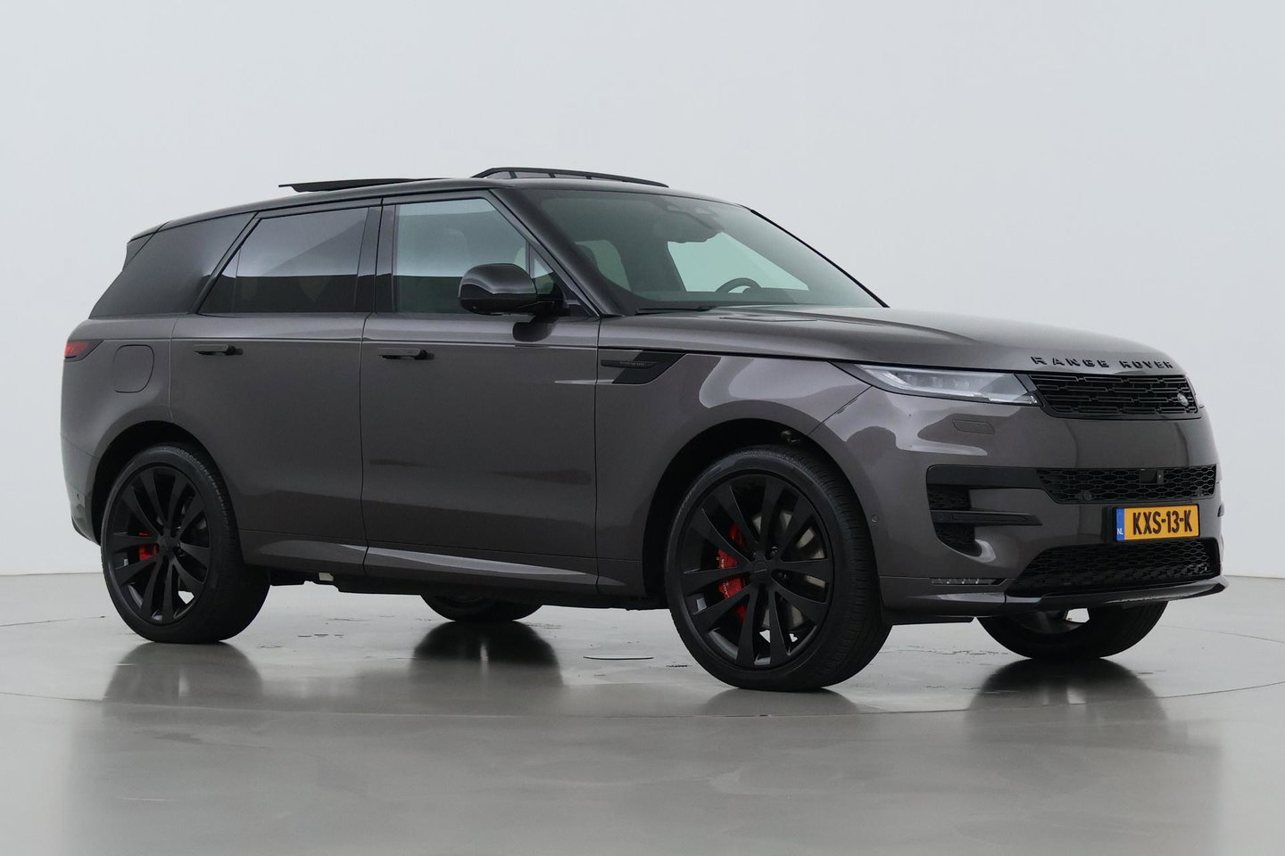 Land Rover Range Rover Sport 3.0 P550e Autobiography PHEV | Performance-voorstoelen | Black Pack | Massage | Meridian Surround | Koelbox | ClearSight | Trekhaak | 23 Inch
