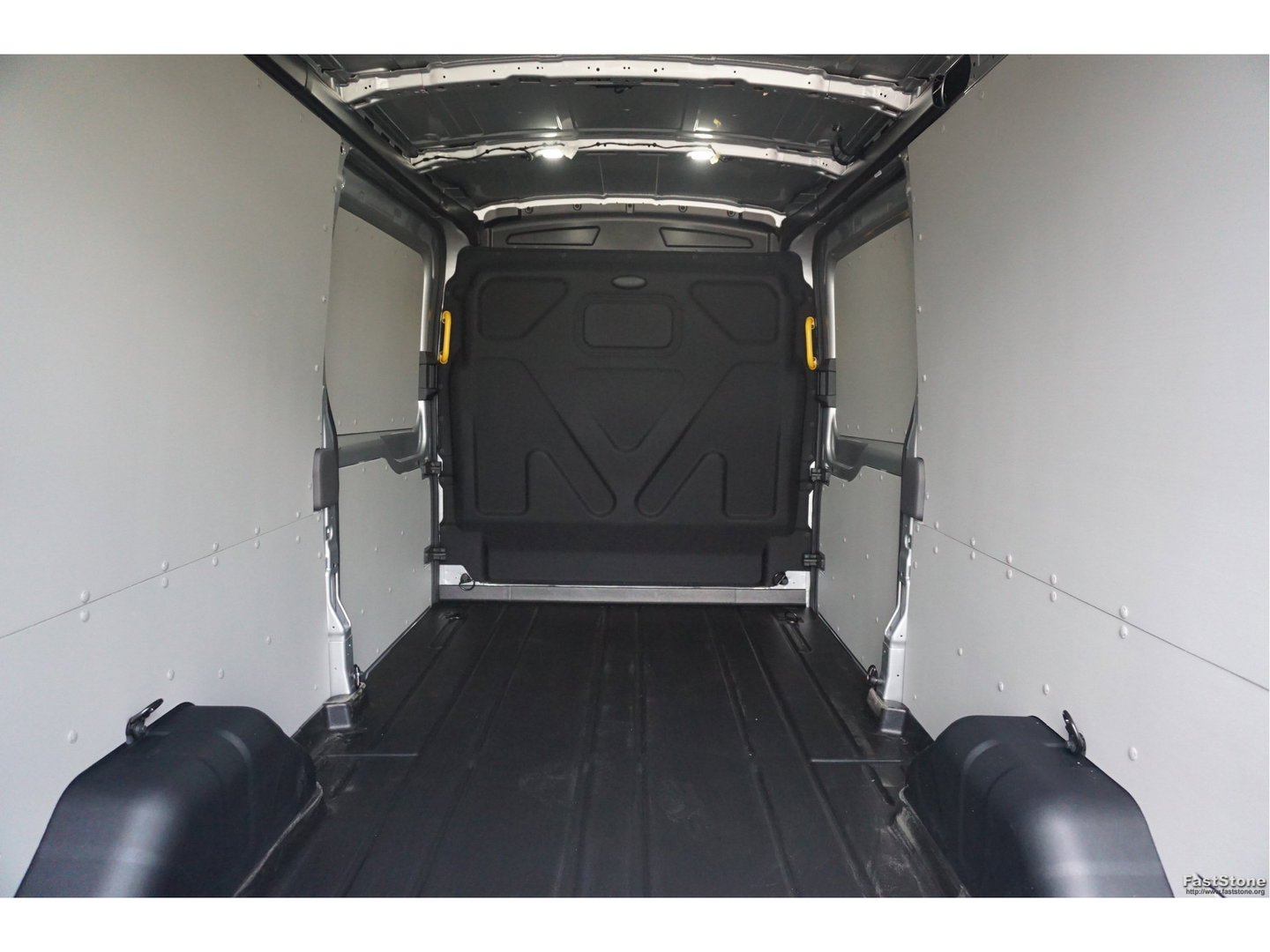 Ford Transit 350L L3H2 Limited AUT-8 165PK BPM VRIJ Navi, Adap. Cruise, 360° Cam, Trekhaak, 2x Schuifdeur!! NR. 328