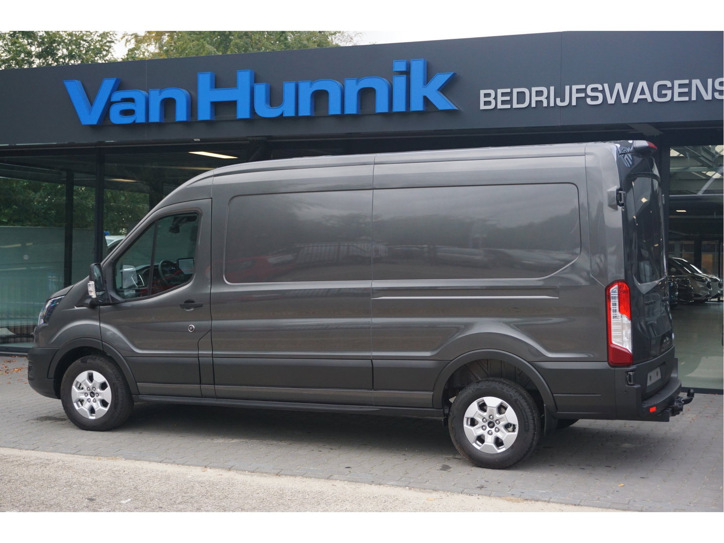 Ford Transit 350L 130PK L3H2 BPM VRIJ!! Sync4 Navi, 360 Camera, LM Velg, Trekhaak!! NR. A96