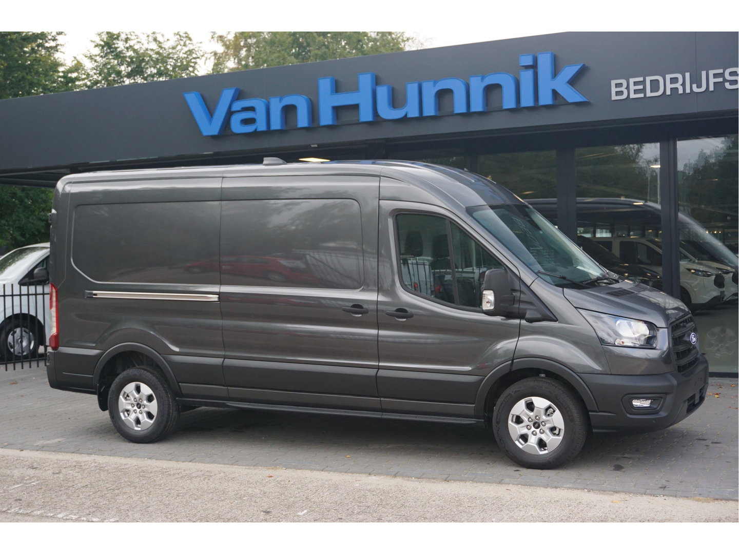 Ford Transit 350L 130PK AUT L3H2 BPM VRIJ!! Sync4 Navi, 360 Camera, LM Velg, Trekhaak!! NR. A99
