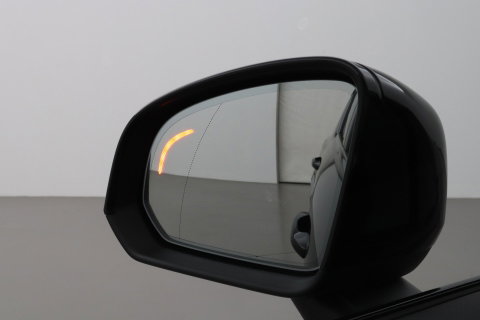 Volvo XC40 2.0 B3 Plus Black Edition | Harman/Kardon | Pilot Assist | Camera | BLIS | Memory | Stoel+Stuurverwarming | Keyless | ACC | 20 Inch