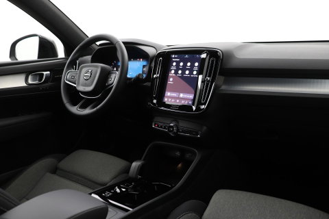 Volvo XC40 2.0 B3 Plus Black Edition | Harman/Kardon | Pilot Assist | Camera | BLIS | Memory | Stoel+Stuurverwarming | Keyless | ACC | 20 Inch