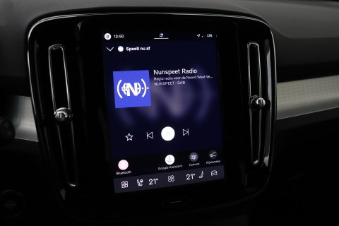 Volvo XC40 2.0 B3 Plus Black Edition | Harman/Kardon | Pilot Assist | Camera | BLIS | Memory | Stoel+Stuurverwarming | Keyless | ACC | 20 Inch