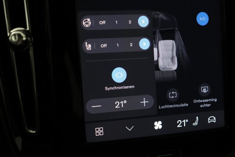 Volvo XC40 2.0 B3 Plus Black Edition | Harman/Kardon | Pilot Assist | Camera | BLIS | Memory | Stoel+Stuurverwarming | Keyless | ACC | 20 Inch