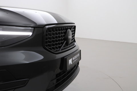 Volvo XC40 2.0 B3 Plus Black Edition | Harman/Kardon | Pilot Assist | Camera | BLIS | Memory | Stoel+Stuurverwarming | Keyless | ACC | 20 Inch