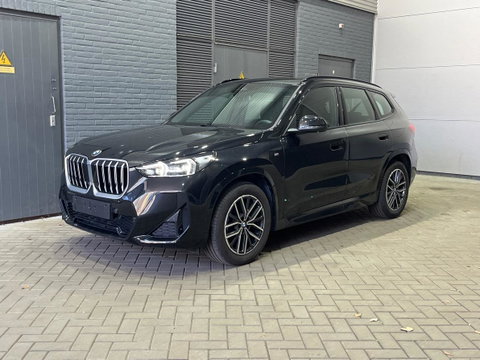 BMW X1 sDrive18i | M Sport | Adaptief M-Onderstel | Keyless Entry | Adaptieve LED | Stoelverwarming | Sportstoelen | Shadow Line