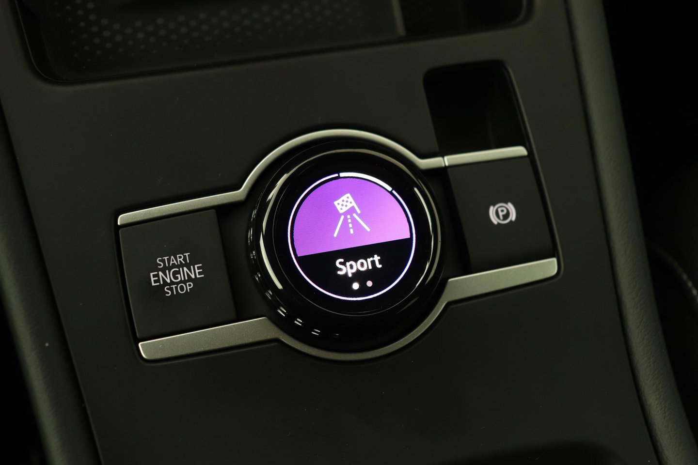 Volkswagen T-Roc 1.5 eTSI R-Line | ACC | Trekhaak | BLIS | Camera | Keyless Advanced | Stoel+Stuurverwarming | Getint glas