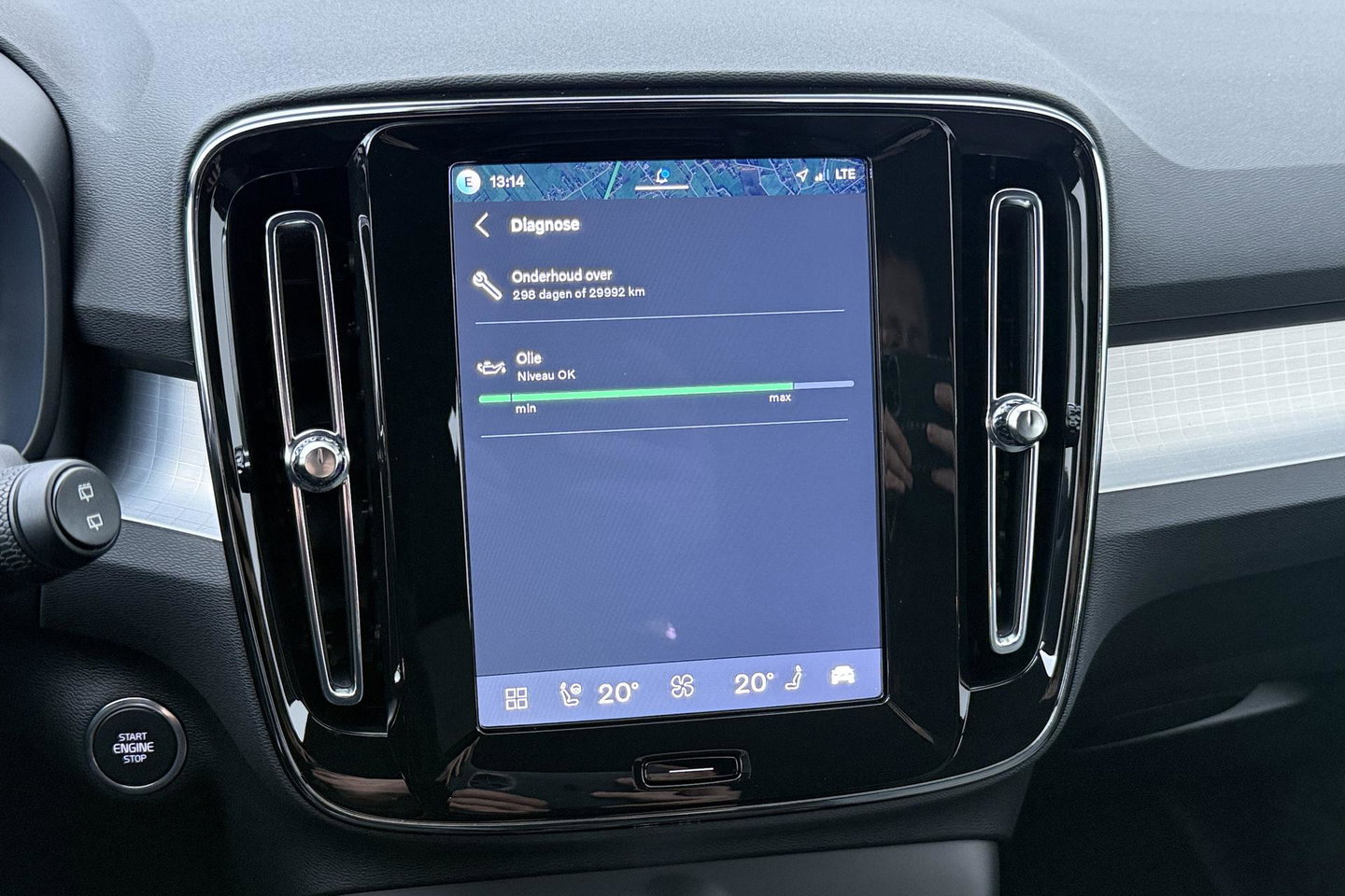 Volvo XC40 2.0 B3 Plus Black Edition | Harman/Kardon | Camera | Stoel+Stuurverwarming | Memory | Keyless | 20 Inch