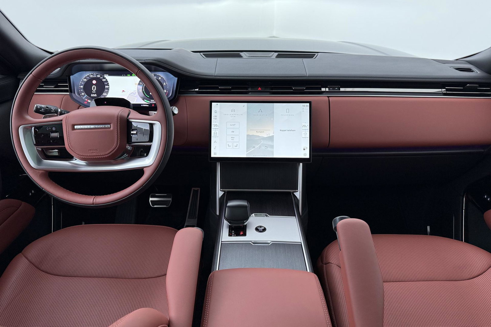Land Rover Range Rover SV 3.0 P550e SV | British Racing Green Satin | Rear Seat Entertainment | 23 Inch | Meridian Signature | Body & Soul