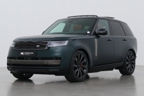 Land Rover Range Rover SV 3.0 P550e SV | British Racing Green Satin | Rear Seat Entertainment | 23 Inch | Meridian Signature | Body & Soul