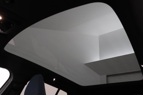 Volvo EX30 Cross Country Twin Motor Performance Ultra 69 kWh | Harman/Kardon | Panoramadak | 360° Camera | Warmtepomp | BLIS | Park Pilot Assist | Stoel+Stuurverwarming