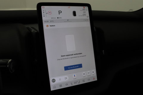 Volvo EX30 Cross Country Twin Motor Performance Ultra 69 kWh | Harman/Kardon | Panoramadak | 360° Camera | Warmtepomp | BLIS | Park Pilot Assist | Stoel+Stuurverwarming
