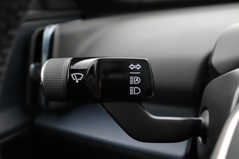 Volvo EX30 Cross Country Twin Motor Performance Ultra 69 kWh | Harman/Kardon | Panoramadak | 360° Camera | Warmtepomp | BLIS | Park Pilot Assist | Stoel+Stuurverwarming