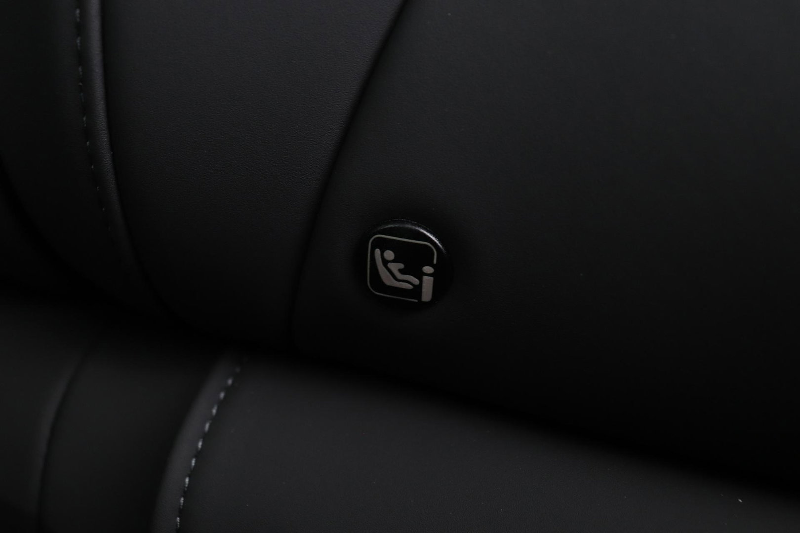 Volvo EX30 Cross Country Twin Motor Performance Ultra 69 kWh | Harman/Kardon | Panoramadak | 360° Camera | Warmtepomp | BLIS | Park Pilot Assist | Stoel+Stuurverwarming