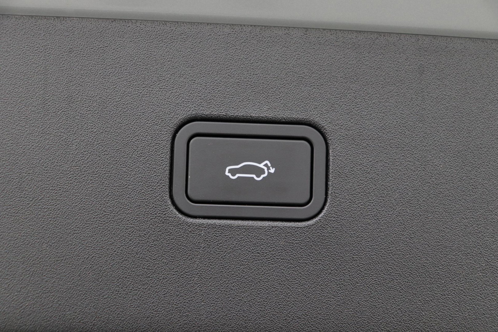 Volvo EX30 Cross Country Twin Motor Performance Ultra 69 kWh | Harman/Kardon | Panoramadak | 360° Camera | Warmtepomp | BLIS | Park Pilot Assist | Stoel+Stuurverwarming