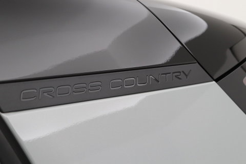Volvo EX30 Cross Country Twin Motor Performance Ultra 69 kWh | Harman/Kardon | Panoramadak | 360° Camera | Warmtepomp | BLIS | Park Pilot Assist | Stoel+Stuurverwarming