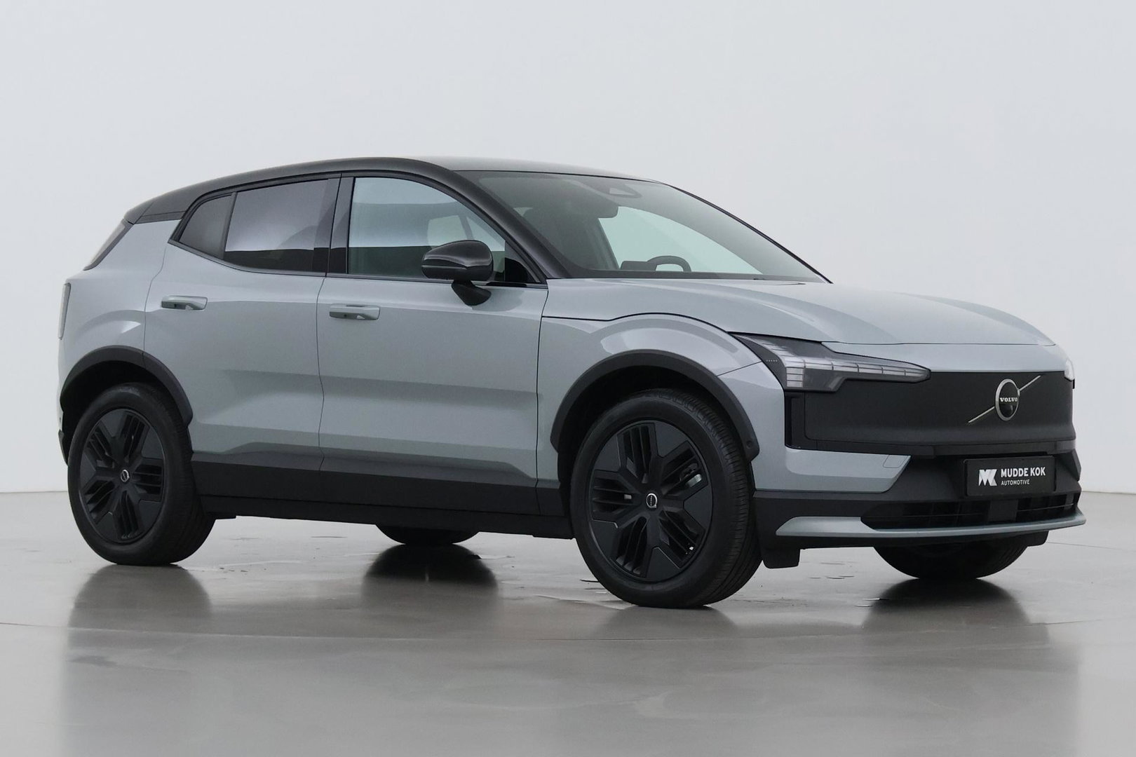 Volvo EX30 Cross Country Twin Motor Performance Ultra 69 kWh | Harman/Kardon | Panoramadak | 360° Camera | Warmtepomp | BLIS | Park Pilot Assist | Stoel+Stuurverwarming