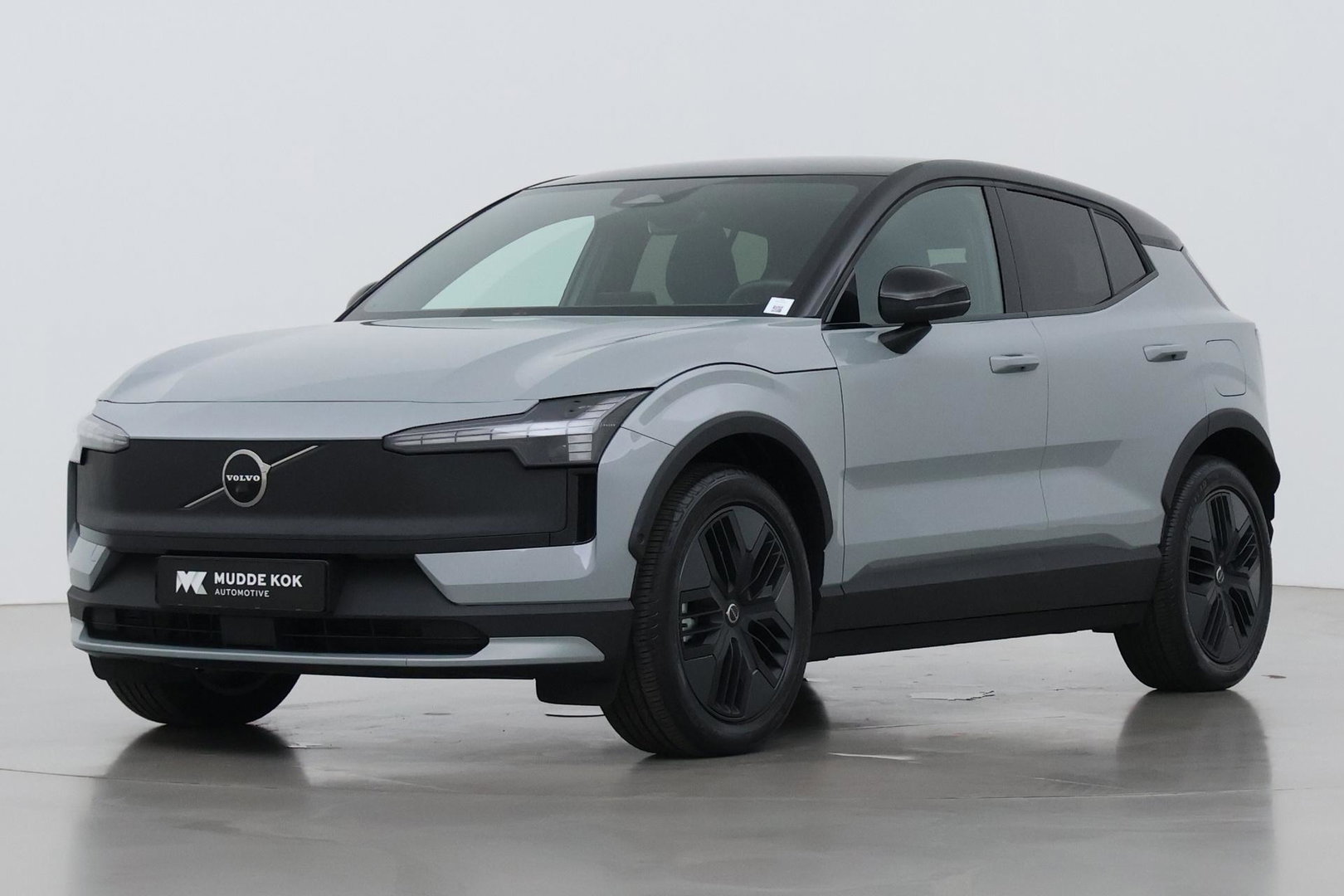 Volvo EX30 Cross Country Twin Motor Performance Ultra 69 kWh | Harman/Kardon | Panoramadak | 360° Camera | Warmtepomp | BLIS | Park Pilot Assist | Stoel+Stuurverwarming
