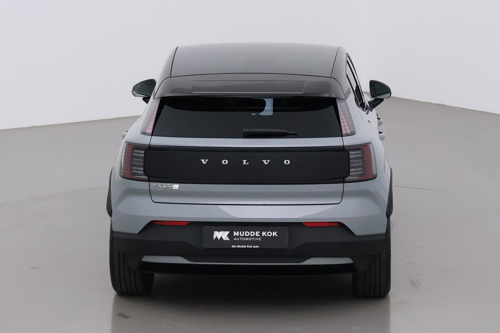 Volvo EX30 Cross Country Twin Motor Performance Ultra 69 kWh | Harman/Kardon | Panoramadak | 360° Camera | Warmtepomp | BLIS | Park Pilot Assist | Stoel+Stuurverwarming