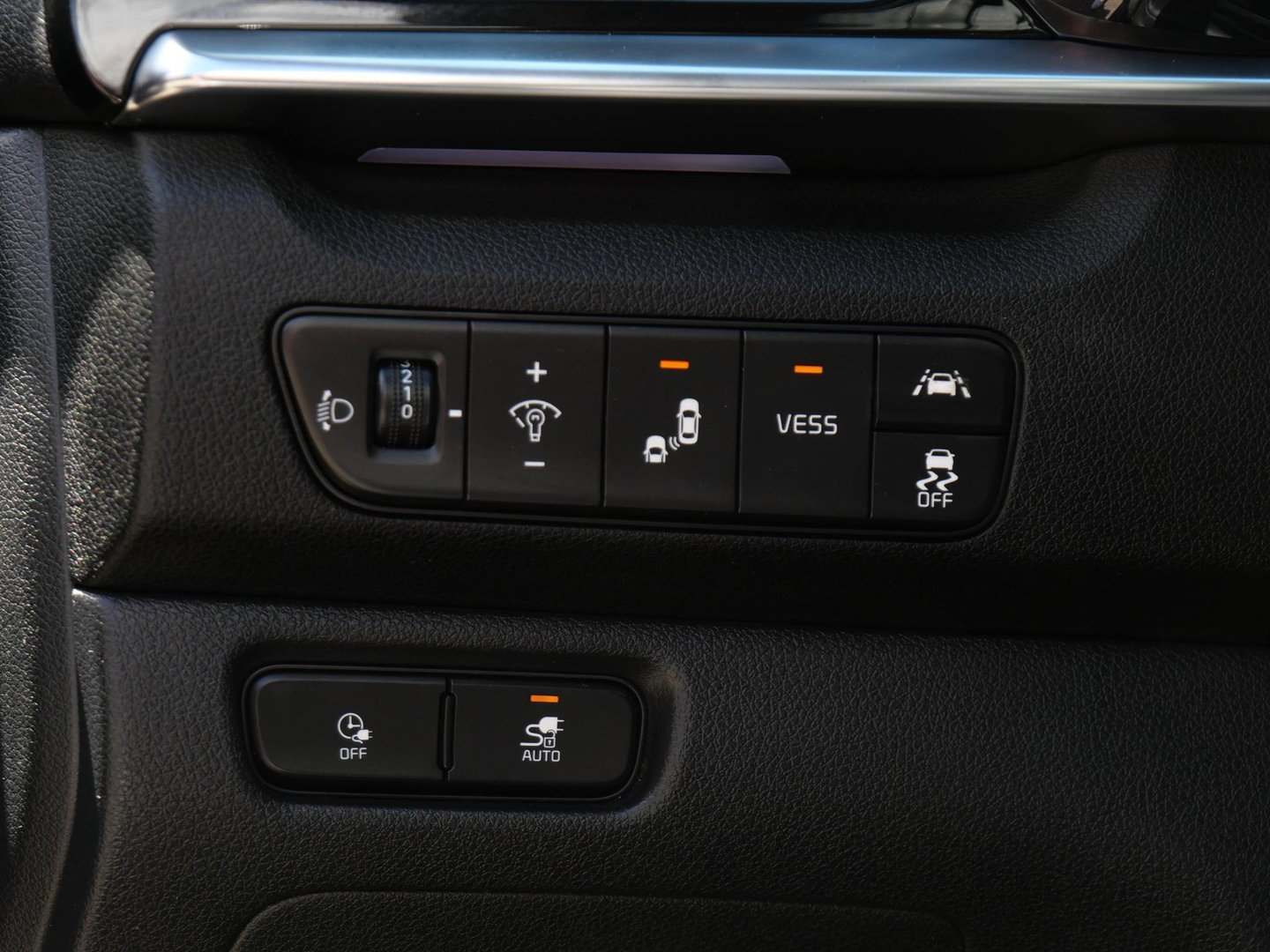 Kia e-Niro 64kWh EXECUTIVELINE/ SCHUIFDAK/ TREKHAAK/ LEER/ SOH 96%