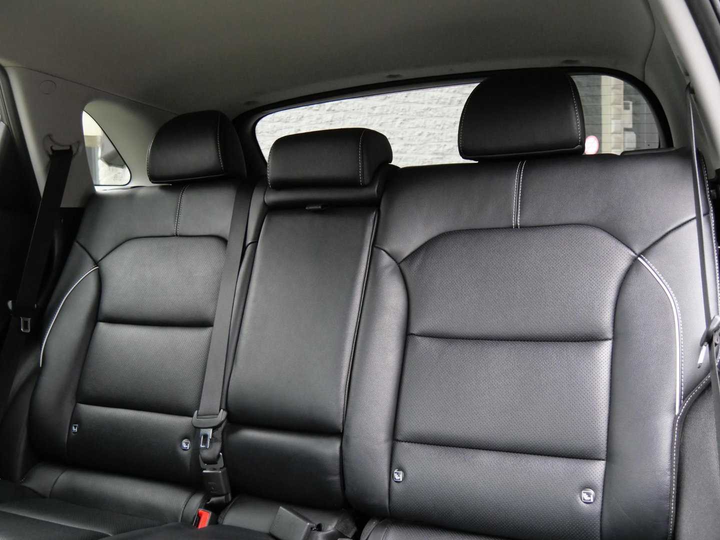 Kia e-Niro 64kWh EXECUTIVELINE/ SCHUIFDAK/ TREKHAAK/ LEER/ SOH 96%