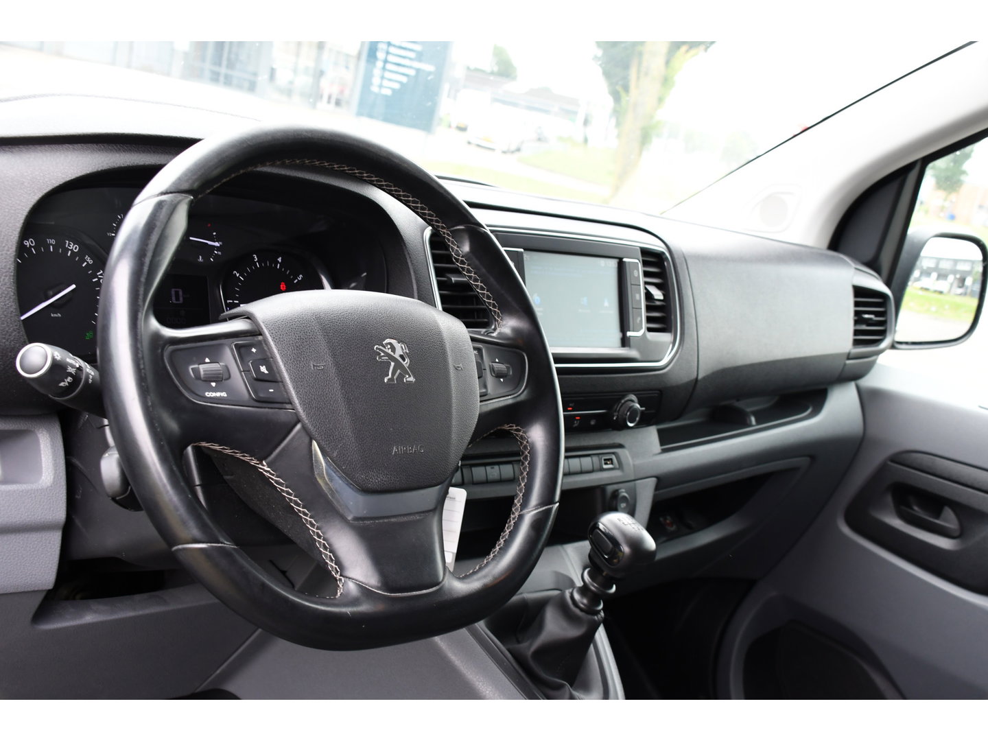 Peugeot Expert 1.5 BlueHDI 120 PB Edition 360 Camera, Carplay, Cruise, 120pk, Trekhaak, Multimedia, Uniek!