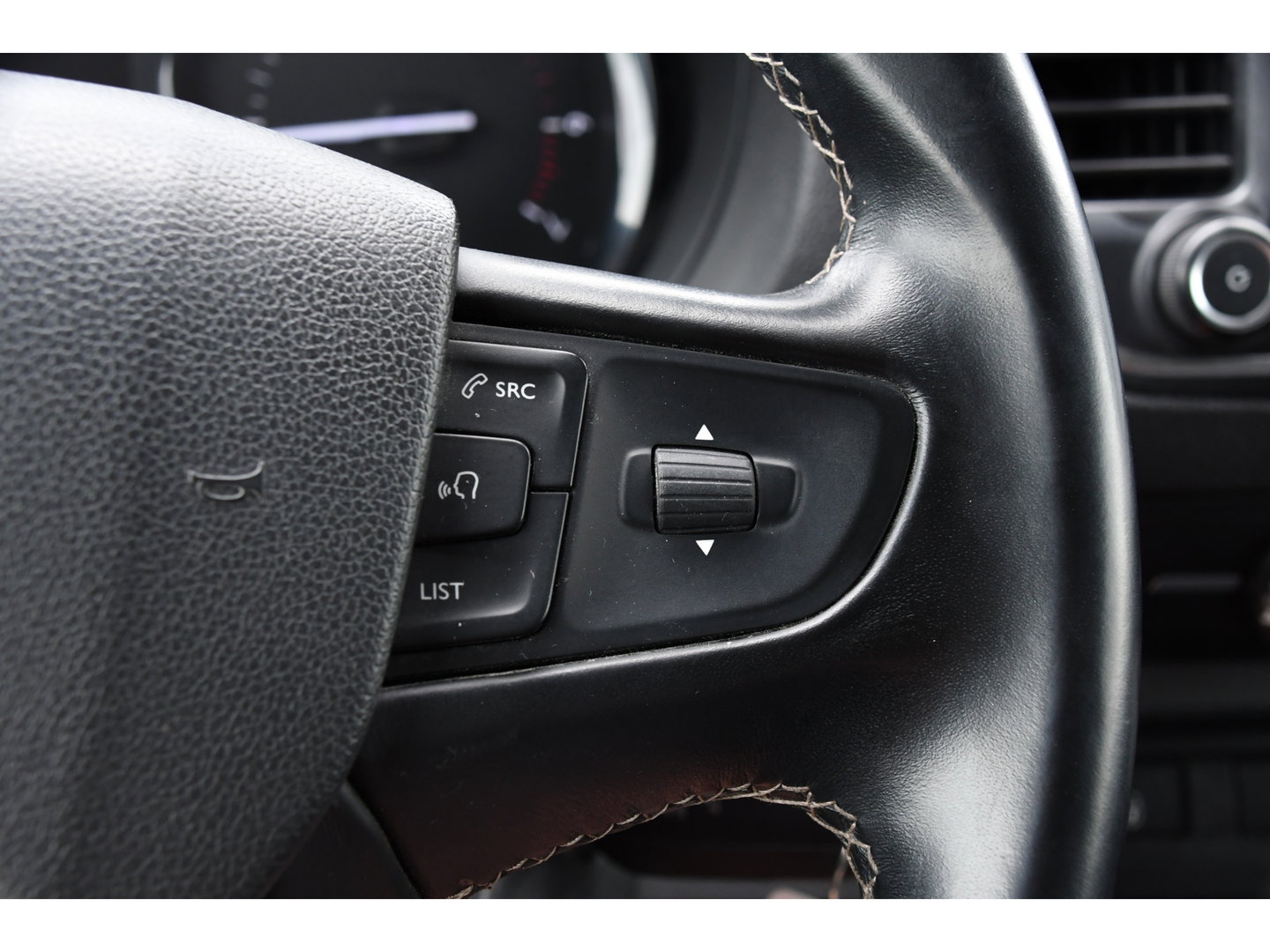 Peugeot Expert 1.5 BlueHDI 120 PB Edition 360 Camera, Carplay, Cruise, 120pk, Trekhaak, Multimedia, Uniek!