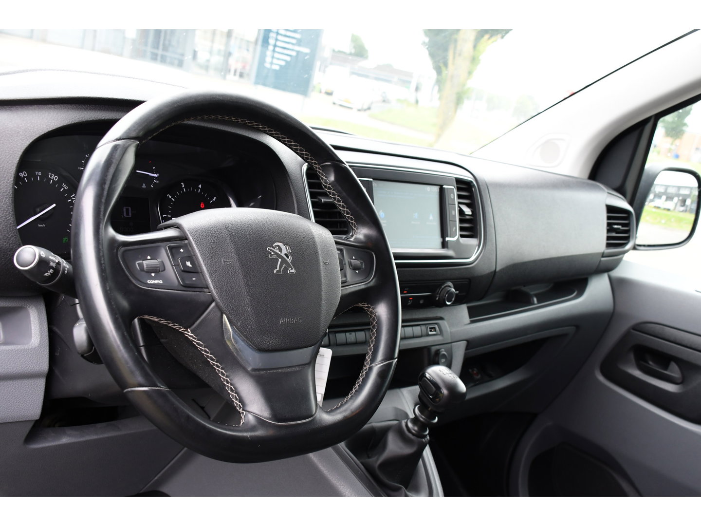Peugeot Expert 1.5 BlueHDI 120 PB Edition 360 Camera, Carplay, Cruise, 120pk, Trekhaak, Multimedia, Uniek!
