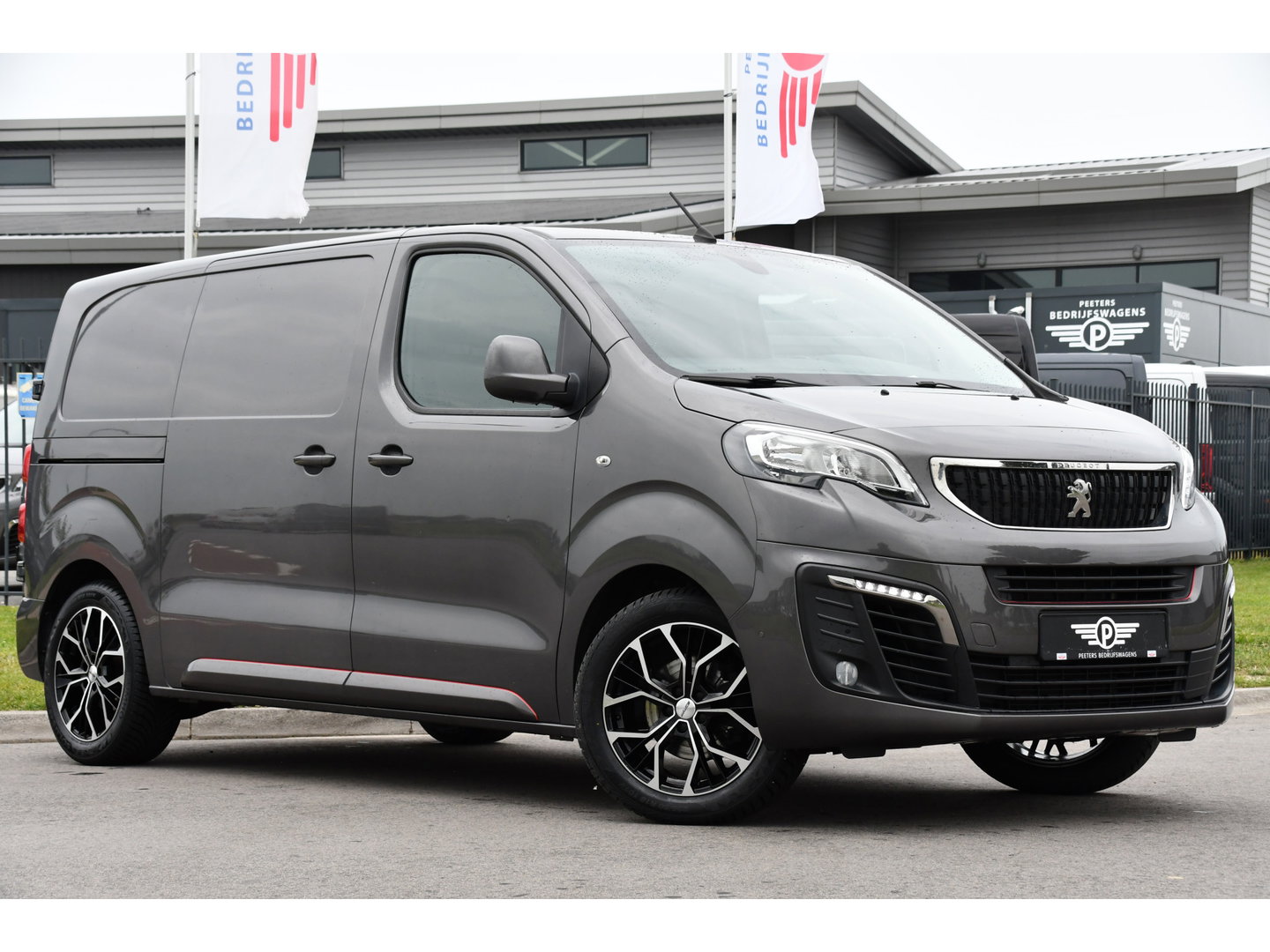 Peugeot Expert 1.5 BlueHDI 120 PB Edition 360 Camera, Carplay, Cruise, 120pk, Trekhaak, Multimedia, Uniek!