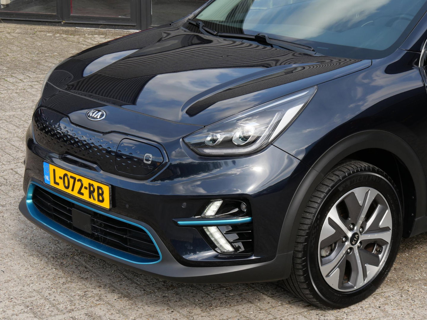Kia e-Niro 64kWh EXECUTIVELINE/ SCHUIFDAK/ TREKHAAK/ LEER/ SOH 96%