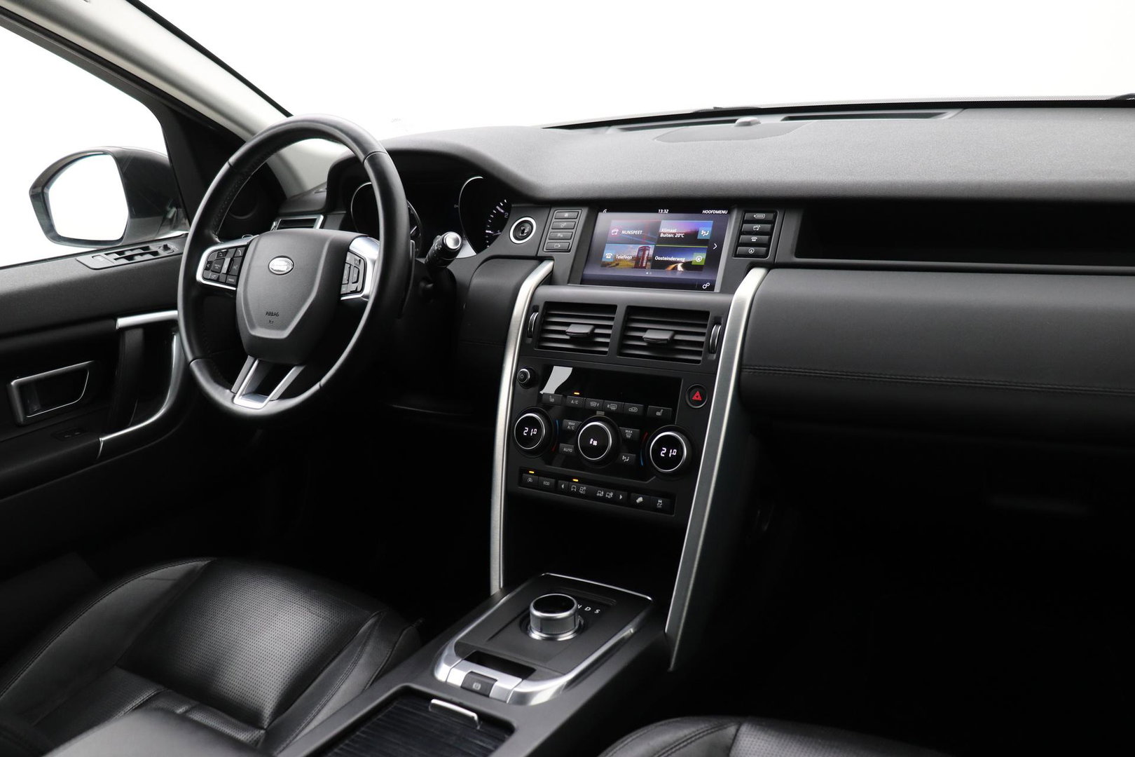 Land Rover Discovery Sport 2.0 TD4 HSE Luxury | Trekhaak | Leder | Stoel- stuurverwarming | 20 inch | Keyless