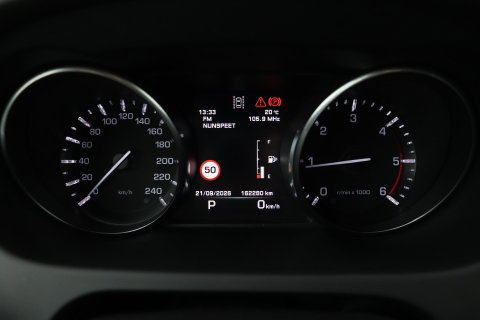 Land Rover Discovery Sport 2.0 TD4 HSE Luxury | Trekhaak | Leder | Stoel- stuurverwarming | 20 inch | Keyless