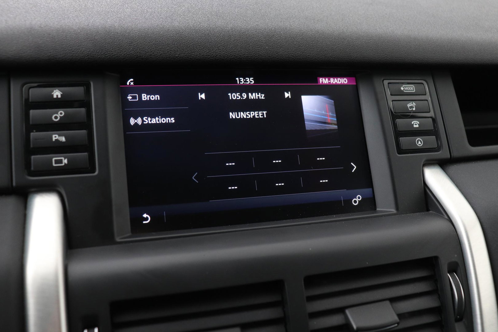 Land Rover Discovery Sport 2.0 TD4 HSE Luxury | Trekhaak | Leder | Stoel- stuurverwarming | 20 inch | Keyless