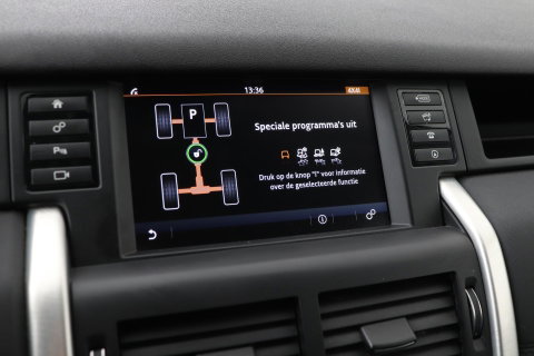 Land Rover Discovery Sport 2.0 TD4 HSE Luxury | Trekhaak | Leder | Stoel- stuurverwarming | 20 inch | Keyless
