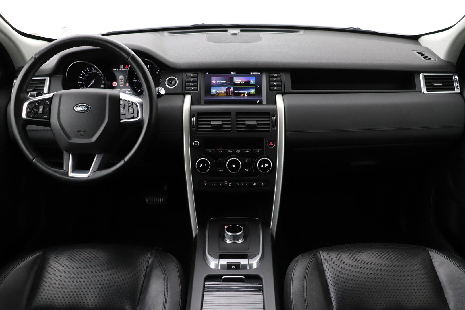 Land Rover Discovery Sport 2.0 TD4 HSE Luxury | Trekhaak | Leder | Stoel- stuurverwarming | 20 inch | Keyless