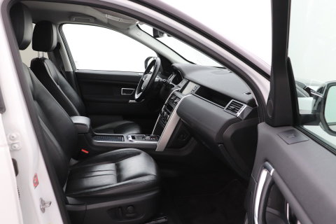 Land Rover Discovery Sport 2.0 TD4 HSE Luxury | Trekhaak | Leder | Stoel- stuurverwarming | 20 inch | Keyless