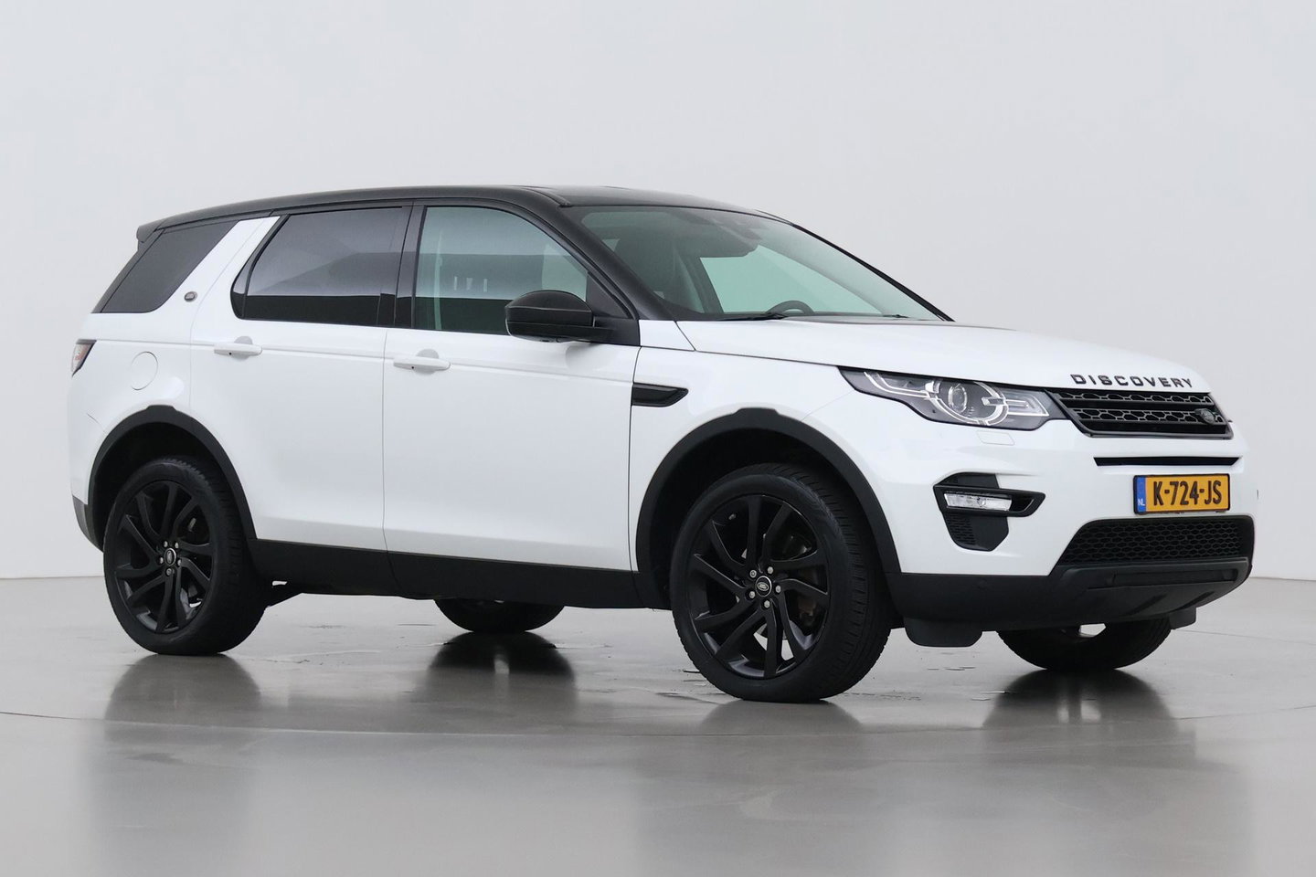Land Rover Discovery Sport 2.0 TD4 HSE Luxury | Trekhaak | Leder | Stoel- stuurverwarming | 20 inch | Keyless